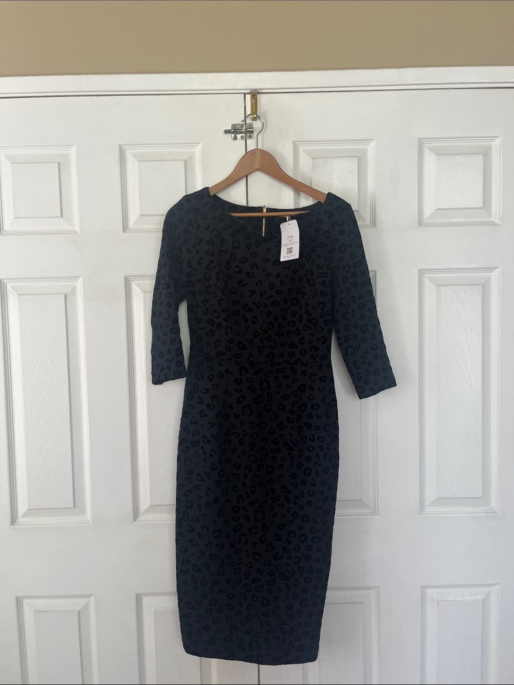 New Marycrafts dress fitted velvet cheetah  design